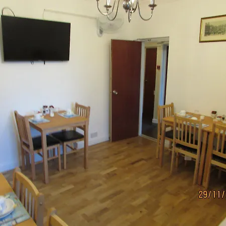 Charlotte Guest House-3